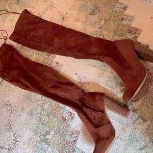 Suede over the knee woman’s boot